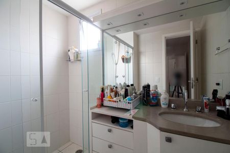 Apartamento para alugar com 137m², 3 quartos e 2 vagasBanheiro da suíte 1