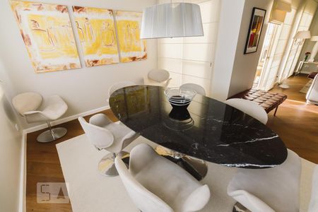 Apartamento à venda com 290m², 4 quartos e 4 vagasSala 3