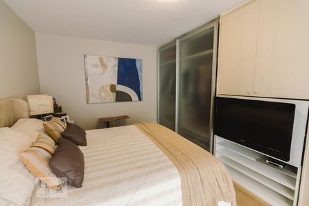 Apartamento à venda com 290m², 4 quartos e 4 vagasSuíte 1