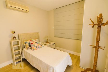 Apartamento à venda com 290m², 4 quartos e 4 vagasSuíte 3