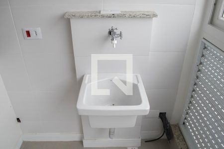 Sala / Cozinha de kitnet/studio para alugar com 2 quartos, 40m² em Jardim Paraíso, São Paulo