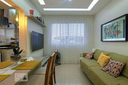 Sala de apartamento à venda com 2 quartos, 48m² em Engenho de Dentro, Rio de Janeiro