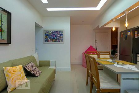 Sala de apartamento à venda com 2 quartos, 48m² em Engenho de Dentro, Rio de Janeiro