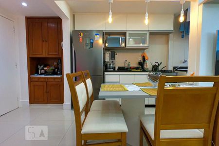 Apartamento à venda com 48m², 2 quartos e 1 vagaCozinha