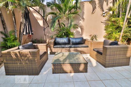 Casa para alugar com 420m², 4 quartos e 5 vagasPiscina