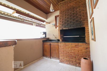 Casa para alugar com 420m², 4 quartos e 5 vagasChurrasqueira