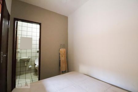 Casa para alugar com 420m², 4 quartos e 5 vagasQuarto de serviço