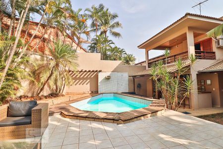 Casa para alugar com 420m², 4 quartos e 5 vagasPiscina