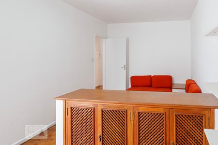 Sala de apartamento à venda com 2 quartos, 70m² em Pinheiros, São Paulo