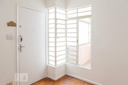 Sala de apartamento à venda com 2 quartos, 70m² em Pinheiros, São Paulo