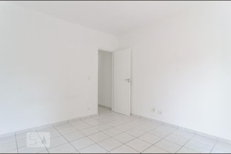 Quarto 1 de casa para alugar com 3 quartos, 135m² em Jardim Oriental, São Paulo
