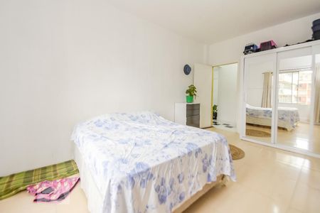 Apartamento à venda com 77m², 1 quarto e sem vaga Apartamento à venda com 77m², 1 quarto e sem vagaQuarto