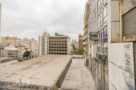 Apartamento à venda com 77m², 1 quarto e sem vaga Apartamento à venda com 77m², 1 quarto e sem vagaVista da Sala/Escritório