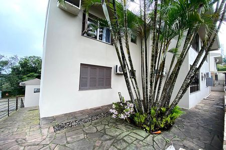 Apartamento para alugar com 52m², 1 quarto e 1 vaga Apartamento para alugar com 52m², 1 quarto e 1 vagaJanela do Apartamento