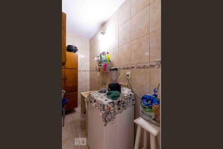 Casa à venda com 200m², 4 quartos e 2 vagas Casa à venda com 200m², 4 quartos e 2 vagasÁrea de Serviço