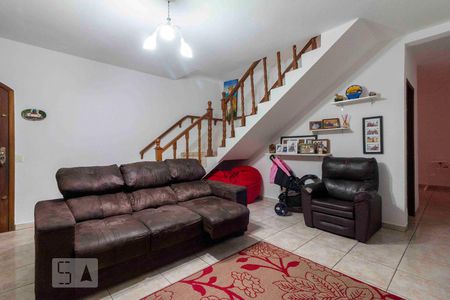 Sala de casa à venda com 4 quartos, 200m² em Vila Corberi, São Paulo