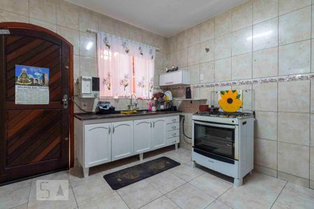 Casa à venda com 200m², 4 quartos e 2 vagas Casa à venda com 200m², 4 quartos e 2 vagasCozinha