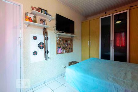 Casa à venda com 200m², 4 quartos e 2 vagas Casa à venda com 200m², 4 quartos e 2 vagasCasa 2