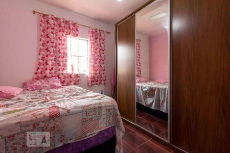 Casa à venda com 200m², 4 quartos e 2 vagas Casa à venda com 200m², 4 quartos e 2 vagasQuarto 2