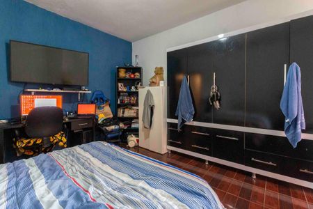 Casa à venda com 200m², 4 quartos e 2 vagas Casa à venda com 200m², 4 quartos e 2 vagasQuarto 3