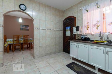 Casa à venda com 200m², 4 quartos e 2 vagas Casa à venda com 200m², 4 quartos e 2 vagasCozinha