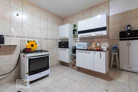 Casa à venda com 200m², 4 quartos e 2 vagas Casa à venda com 200m², 4 quartos e 2 vagasCozinha