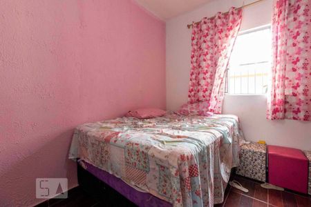 Casa à venda com 200m², 4 quartos e 2 vagas Casa à venda com 200m², 4 quartos e 2 vagasQuarto 2