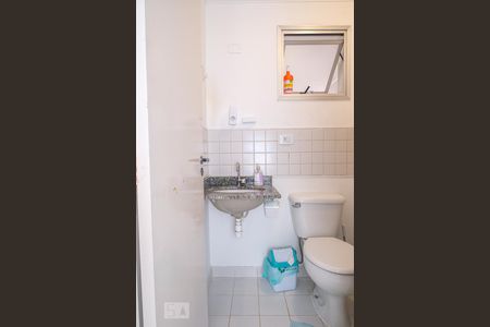 Apartamento à venda com 70m², 3 quartos e 3 vagasBanheiro social