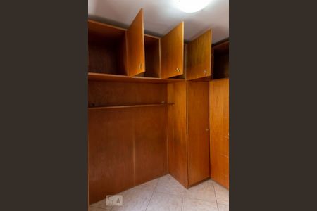 Casa para alugar com 108m², 2 quartos e 2 vagas Casa para alugar com 108m², 2 quartos e 2 vagasQuarto 2