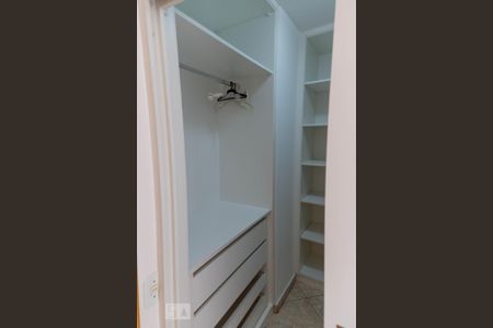 Casa para alugar com 108m², 2 quartos e 2 vagas Casa para alugar com 108m², 2 quartos e 2 vagasQuarto 1