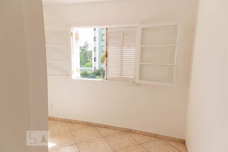 Casa para alugar com 108m², 2 quartos e 2 vagas Casa para alugar com 108m², 2 quartos e 2 vagasQuarto 1