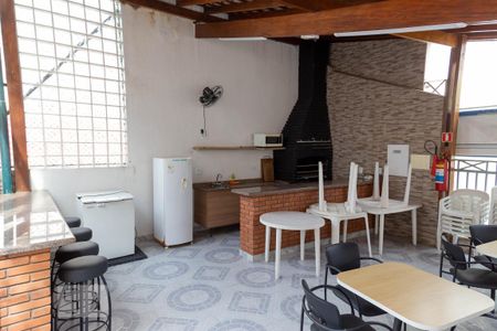 Casa para alugar com 108m², 2 quartos e 2 vagas Casa para alugar com 108m², 2 quartos e 2 vagasÁrea comum - Churrasqueira
