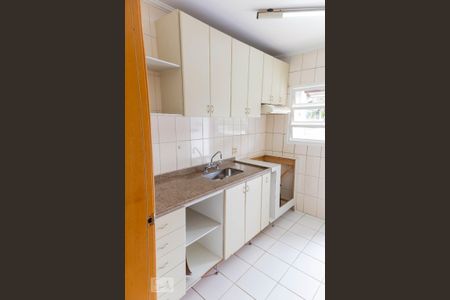 Cozinha de casa à venda com 2 quartos, 108m² em Vila Antônio, São Paulo