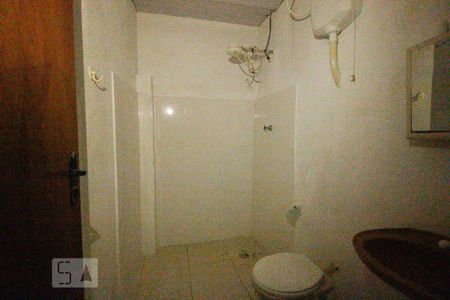 Banheiro de casa à venda com 3 quartos, 40m² em Chora Menino, São Paulo