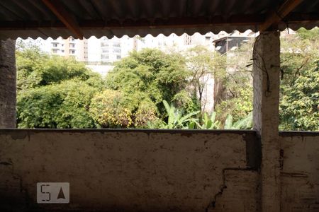 Vista de casa à venda com 3 quartos, 40m² em Chora Menino, São Paulo