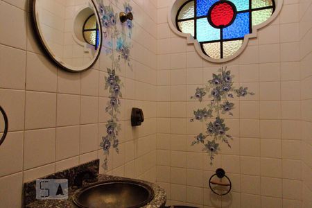 Casa à venda com 900m², 4 quartos e 6 vagasLavabo