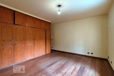 Casa à venda com 900m², 4 quartos e 6 vagasSuíte 3