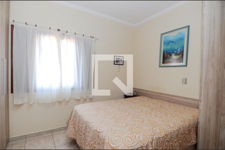 Casa à venda com 200m², 4 quartos e 4 vagasQuarto 3 - Suíte