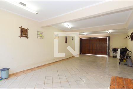 Casa à venda com 200m², 4 quartos e 4 vagasGaragem