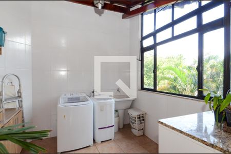Casa à venda com 200m², 4 quartos e 4 vagasÁrea de Serviço