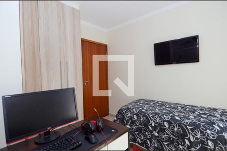 Casa à venda com 200m², 4 quartos e 4 vagasQuarto 2