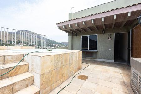 Apartamento para alugar com 245m², 3 quartos e 2 vagas Apartamento para alugar com 245m², 3 quartos e 2 vagasCobertura