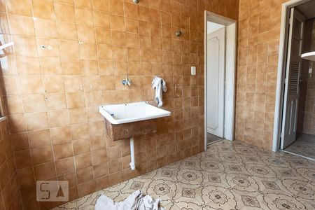 Apartamento para alugar com 245m², 3 quartos e 2 vagas Apartamento para alugar com 245m², 3 quartos e 2 vagasÁrea de Serviço