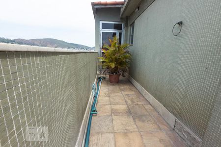 Apartamento para alugar com 245m², 3 quartos e 2 vagas Apartamento para alugar com 245m², 3 quartos e 2 vagasCobertura