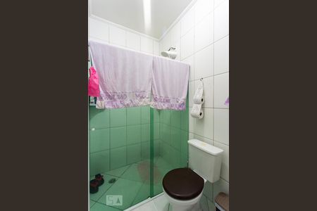 Banheiro da Suíte de casa de condomínio à venda com 2 quartos, 70m² em Padroeira, Osasco