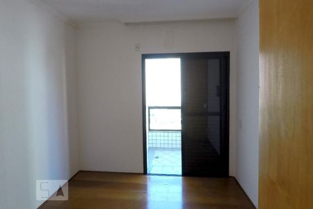 Apartamento à venda com 120m², 3 quartos e 3 vagasQuarto 2
