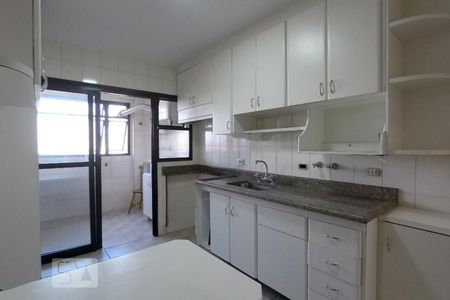 Apartamento à venda com 120m², 3 quartos e 3 vagasCozinha