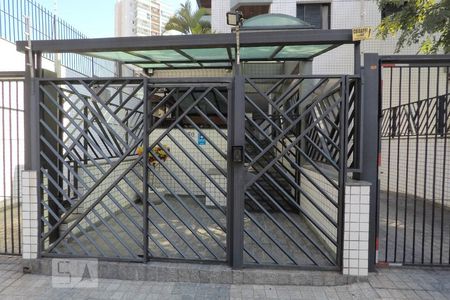 Apartamento à venda com 120m², 3 quartos e 3 vagasFachada