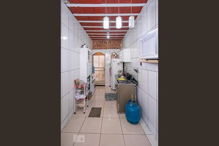 Casa para alugar com 245m², 8 quartos e 3 vagasCozinha 1