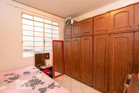 Casa para alugar com 245m², 8 quartos e 3 vagasSuíte 2